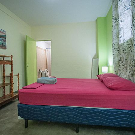 Hostal Mochilas Гранада Экстерьер фото