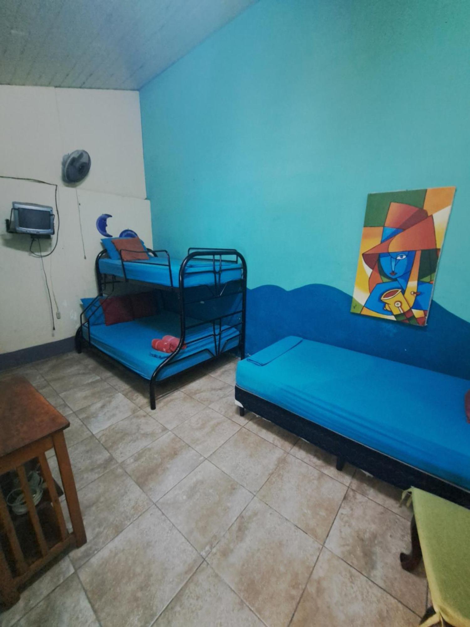 Hostal Mochilas Гранада Номер фото