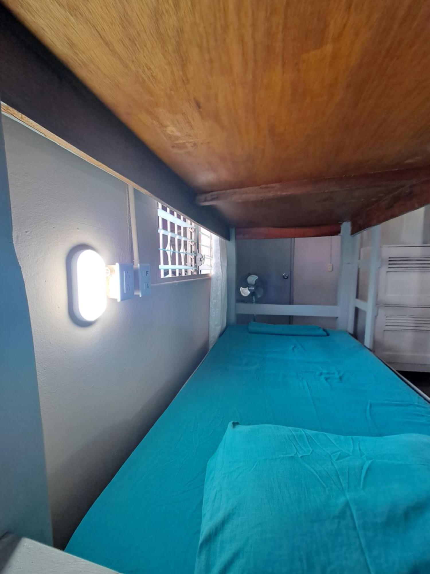 Hostal Mochilas Гранада Номер фото