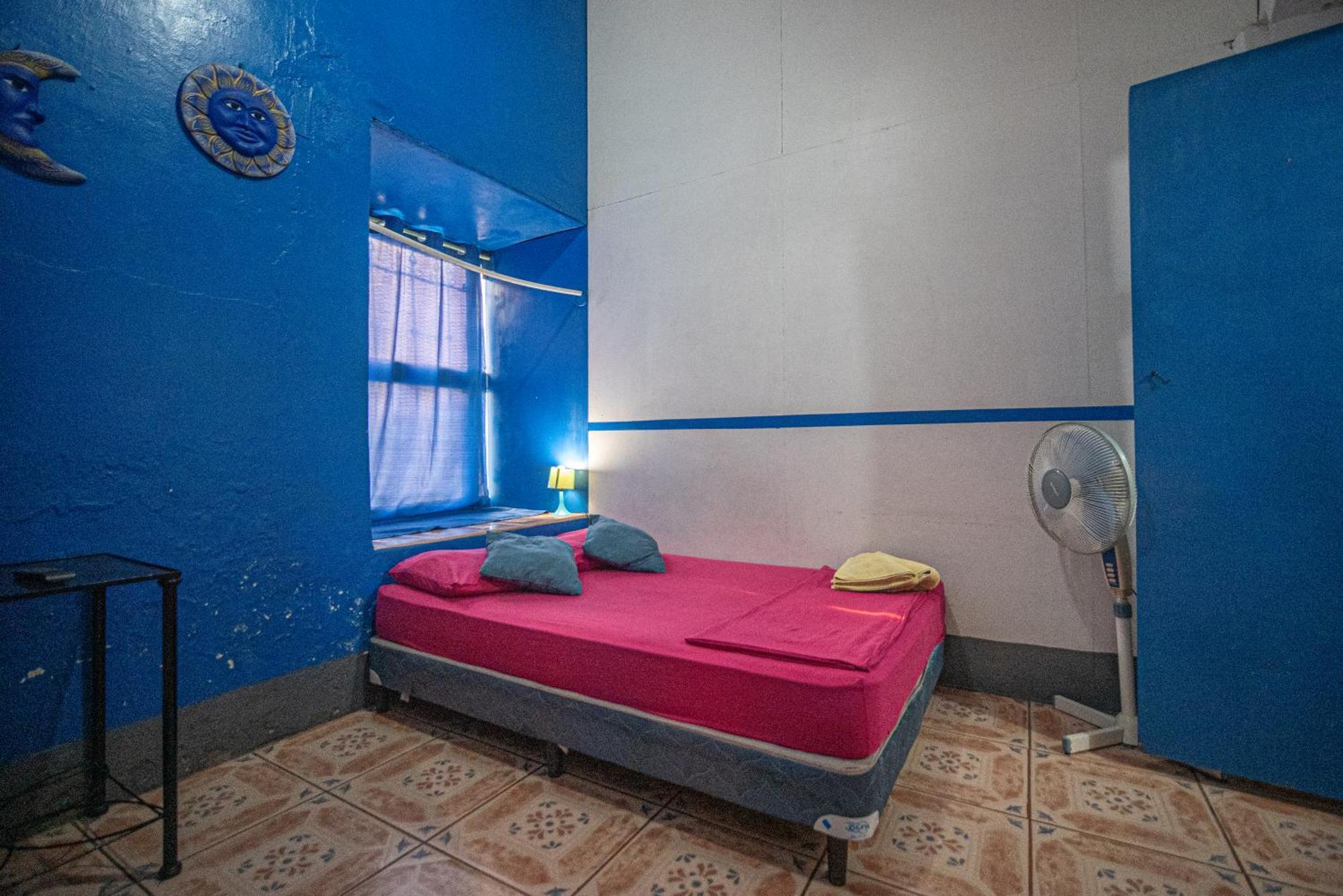 Hostal Mochilas Гранада Номер фото